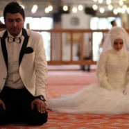 Religious devotions by the Muslim Couple